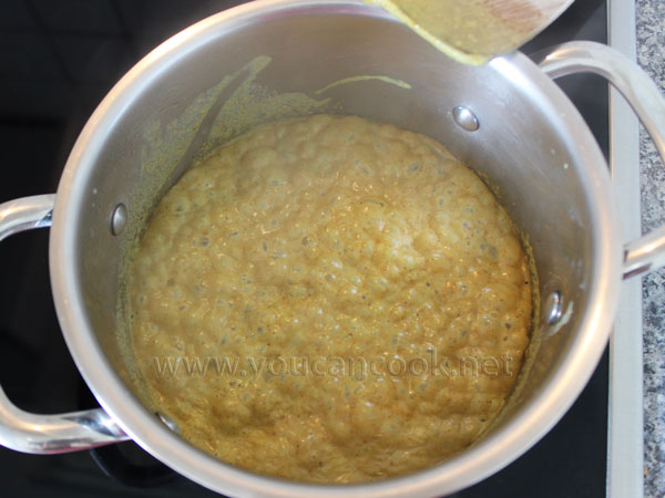 Zubereitung - Currypulver mit Kokosnussmilch aufkochen